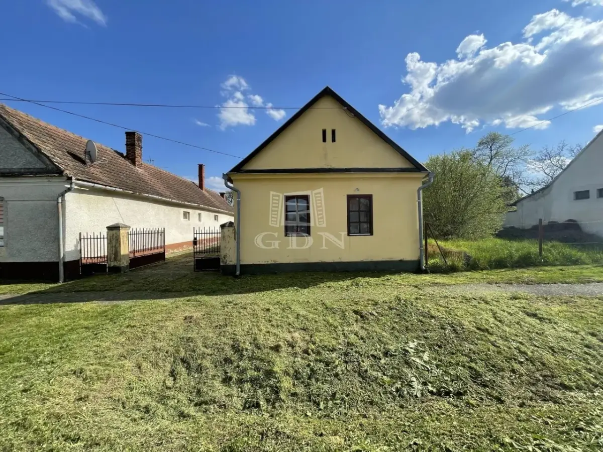 Eladó Családi ház Döbörhegy - Fő utca